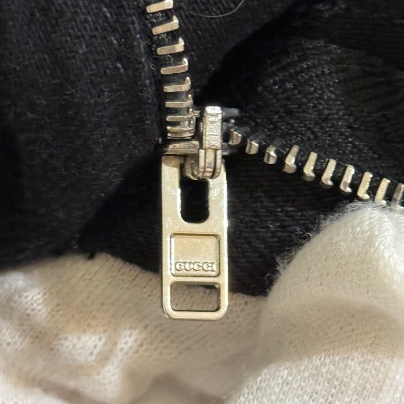 914intheair精品代購『全新』Gucci 經典馬銜釦牛仔褲，經典黑色百搭高腰落地寬褲-21