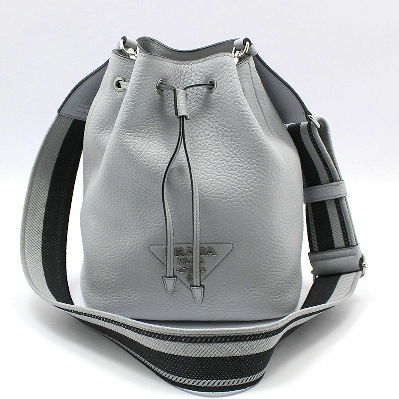 【包稅】PRADA 矢車菊藍灰色皮革水桶斜背包-0