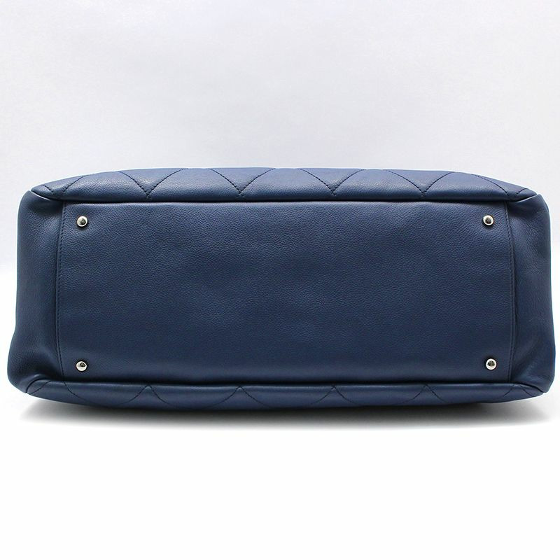 【包稅】CHANEL 藍色柔軟魚子醬永恆購物旅行包大號手提包-4