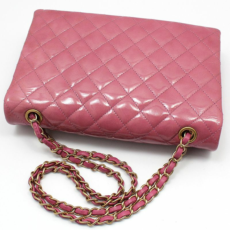 【包稅】CHANEL 粉紅色漆皮金色Logo寶塔風琴翻蓋中型單肩包-3