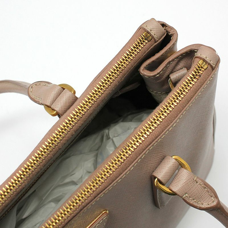 【包稅】PRADA Cameo Saffiano Lux 雙拉鍊單肩包-7