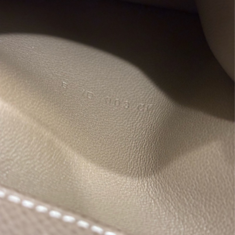 Hermes 大象灰對卡卡夾-12