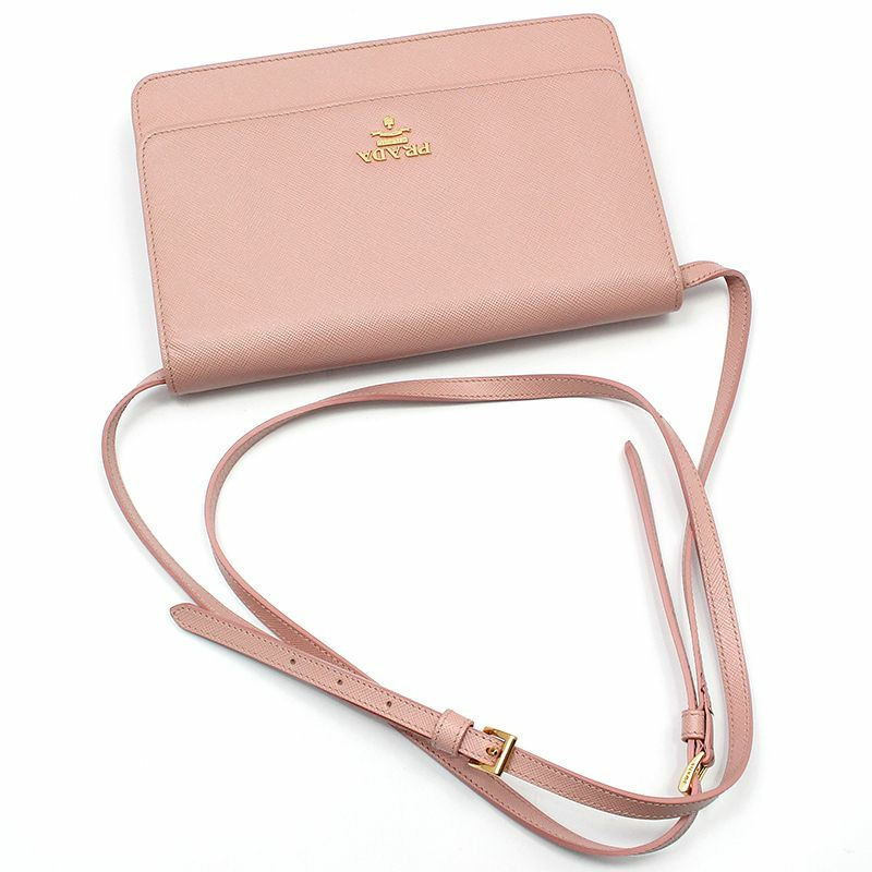 【包稅】PRADA 粉紅色 Saffiano 金色 Logo WOC 鏡面斜背包-2