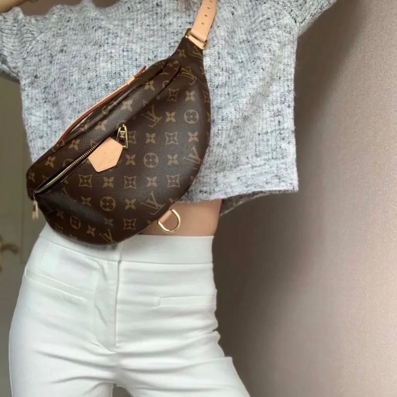 Louis Vuitton 老花胸口包 腰包-1