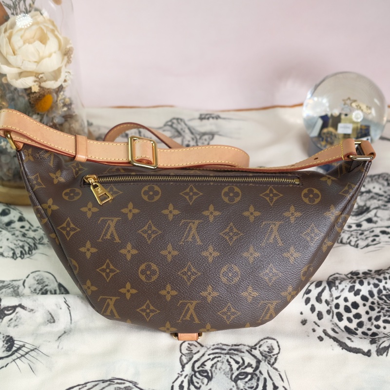 Louis Vuitton 老花胸口包 腰包-6