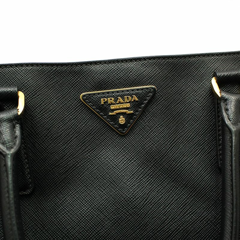 【包稅】PRADA PRADA黑色Saffiano皮革金色Logo手提包-6