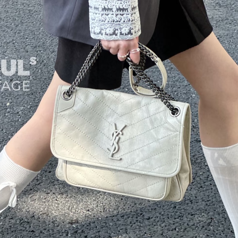 溫柔高級感🐚超低價❤️‍🔥YSL聖羅蘭白金中號Niki鏈條單肩斜挎包-1