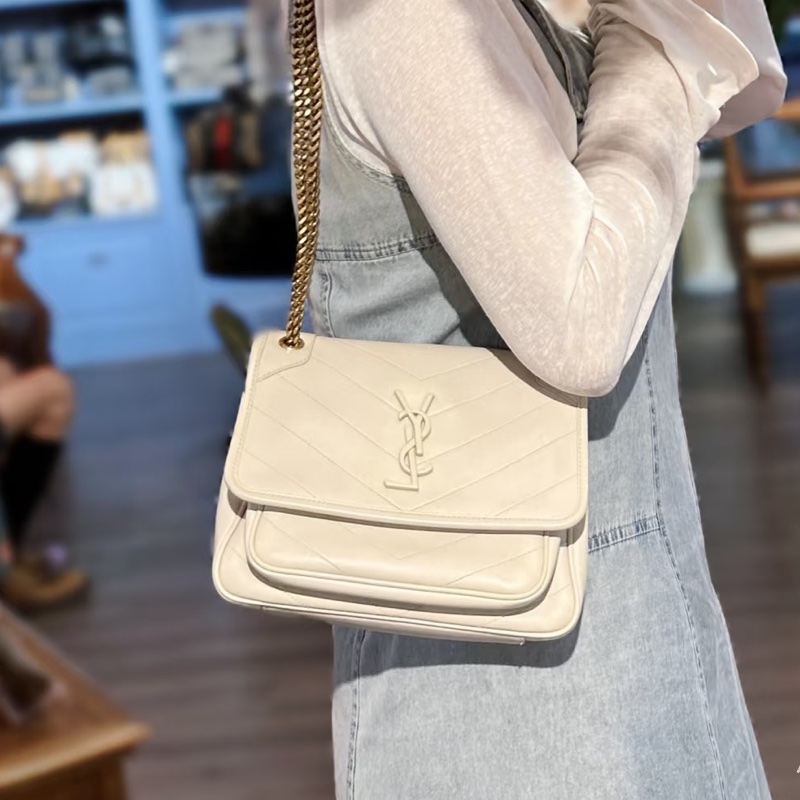 溫柔高級感🐚超低價❤️‍🔥YSL聖羅蘭白金中號Niki鏈條單肩斜挎包-7