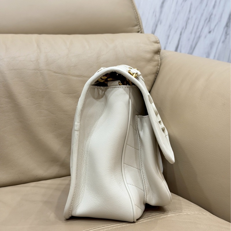 溫柔高級感🐚超低價❤️‍🔥YSL聖羅蘭白金中號Niki鏈條單肩斜挎包-11