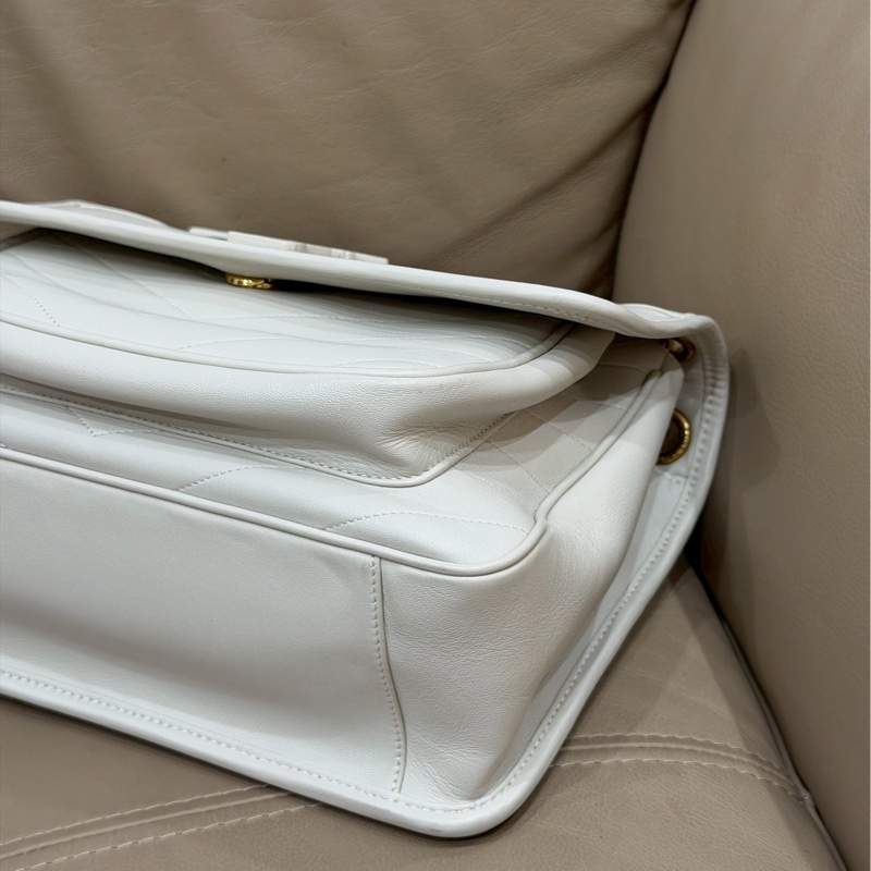 溫柔高級感🐚超低價❤️‍🔥YSL聖羅蘭白金中號Niki鏈條單肩斜挎包-14