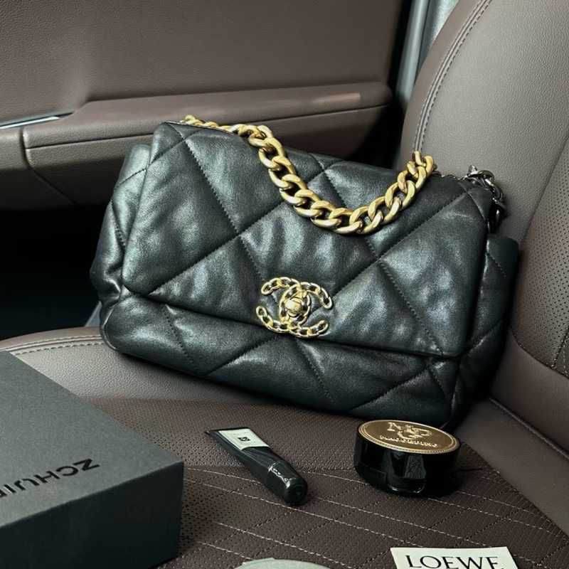 熱門大爆款❤️‍🔥99新🆕Chanel黑色小號19bag芯片款全皮包手提斜挎包-0