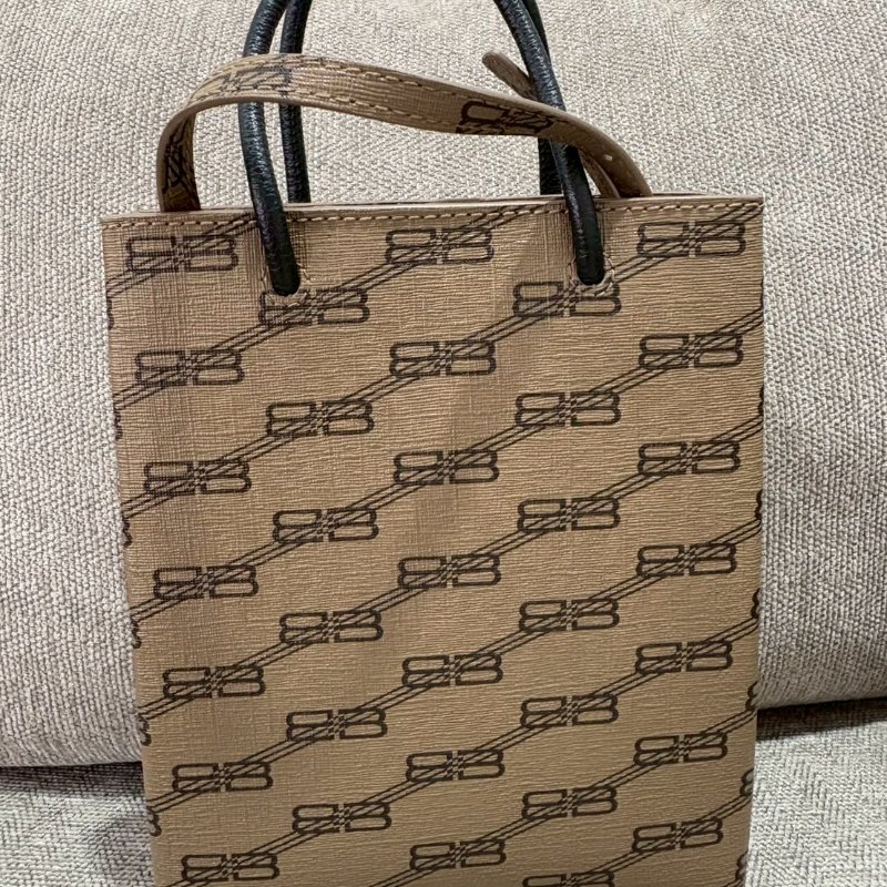 巴黎世家BB Monogram 托特手機購物斜挎包-1