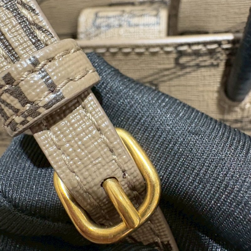 巴黎世家BB Monogram 托特手機購物斜挎包-13