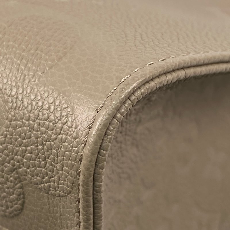 △ Louis Vuitton 路易威登 Beige Empreinte Calfskin Monogram OnTheGo MM 2 Way Bag M45607 淺褐色壓紋小牛皮經典老花兩用袋 - 257027105-9