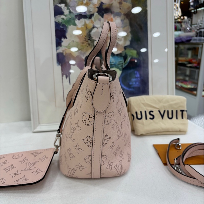 Louis Vuitton/路易威登 lv blossom 月光女神 手提 淡粉紅色 閒置 有購證 尺寸：20X12.5X20cm 晶片-3