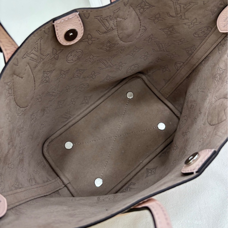 Louis Vuitton/路易威登 lv blossom 月光女神 手提 淡粉紅色 閒置 有購證 尺寸：20X12.5X20cm 晶片-8