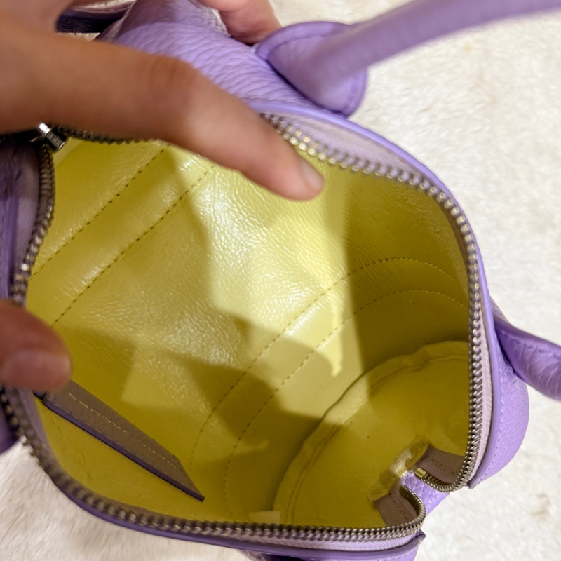 很漂亮的薰衣草紫 Marc jacbos保齡球 圓筒 斜背包-13