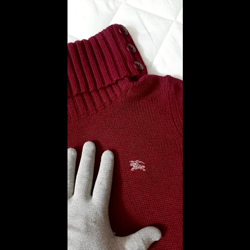 絕版BURBERRY 博柏利 BLUE LABEL 藍標 戰馬 女酒紅色純羊毛高領長袖針織上衣38號-4