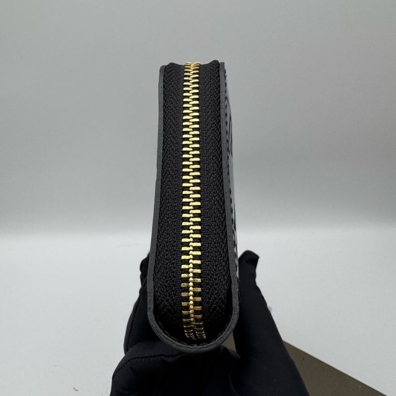 LV 黑色 光面牛皮長銀包，可以放下手機-12