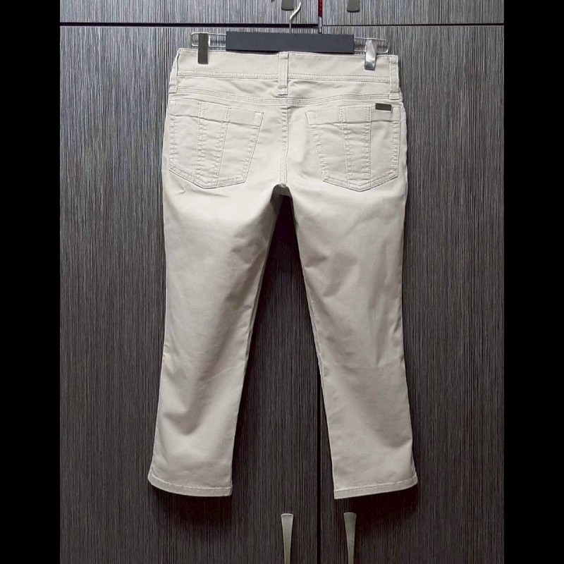 BURBERRY 博柏利 LONDON 女卡其色鐵牌LOGO彈性修身七分休閒褲36號-1