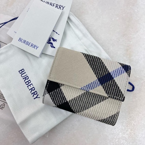 Burberry fold wallet ( Beige )