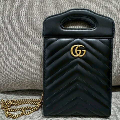 Gucci 手柄手機鍊帶包