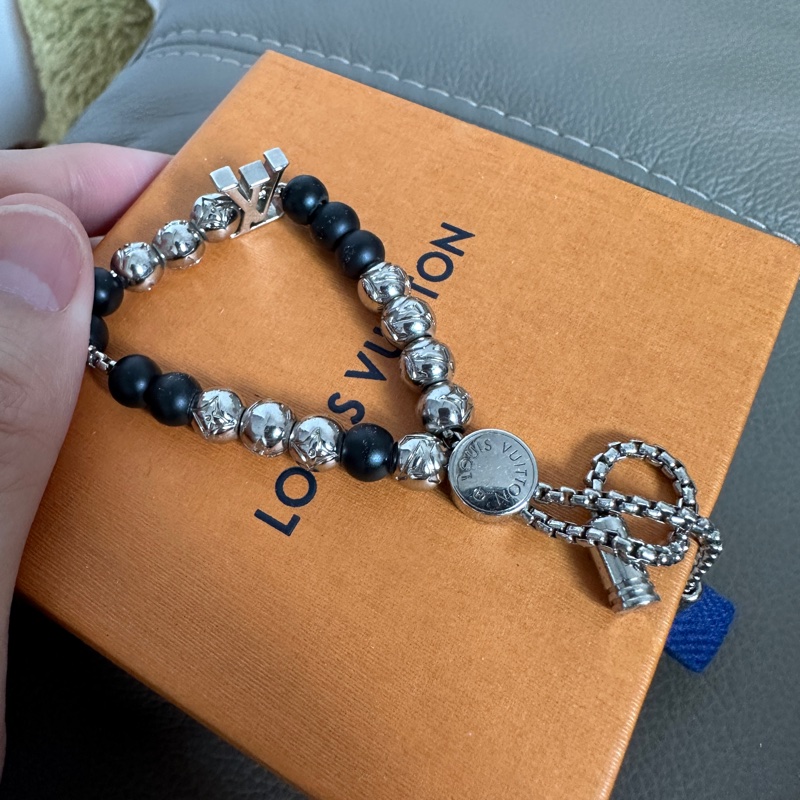 LOUIS VUITTON lv 手環 手鍊 串珠 可調整 珠鏈 珠珠 黑銀Monogram Beads-2