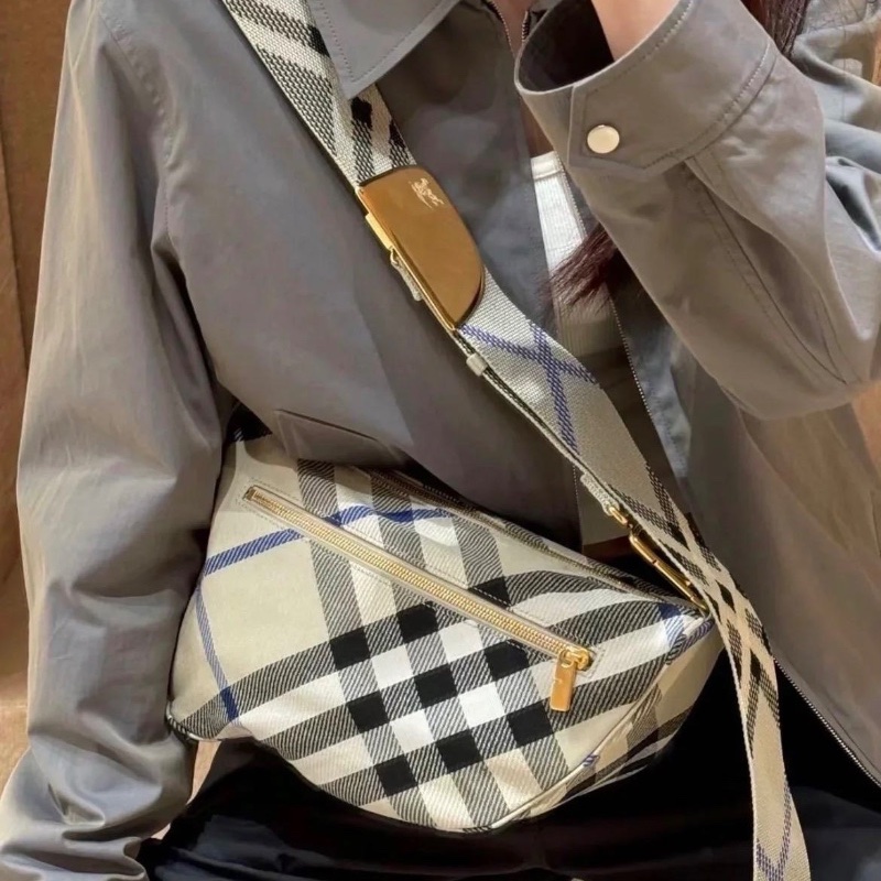 Burberry messenger bag ( Beige )-5