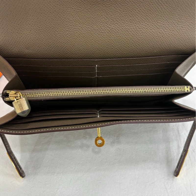 Hermes/愛馬仕 Kelly皮夾 最熱門的大象灰金扣 尺寸11.5*20.5cm U刻 配個肩帶 秒變Kelly to go ep皮-7