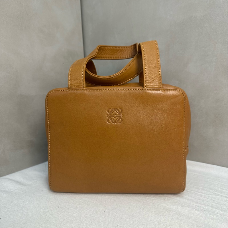 LOEWE 中古焦糖色手提方形便當包-2