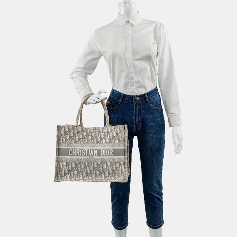 DIOR Book Tote中號灰色帆布老花刺繡手提包-1