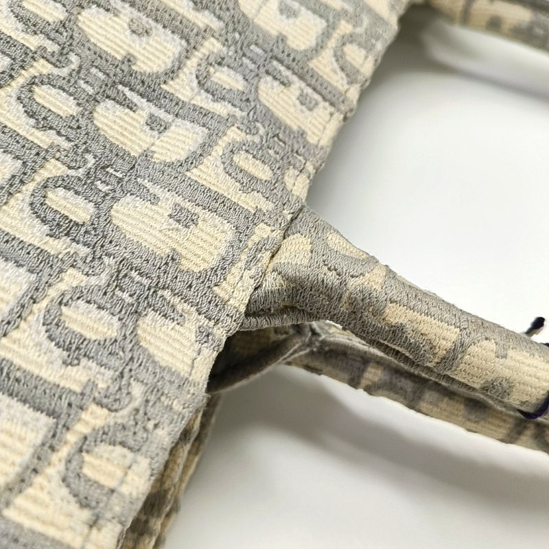DIOR Book Tote中號灰色帆布老花刺繡手提包-9