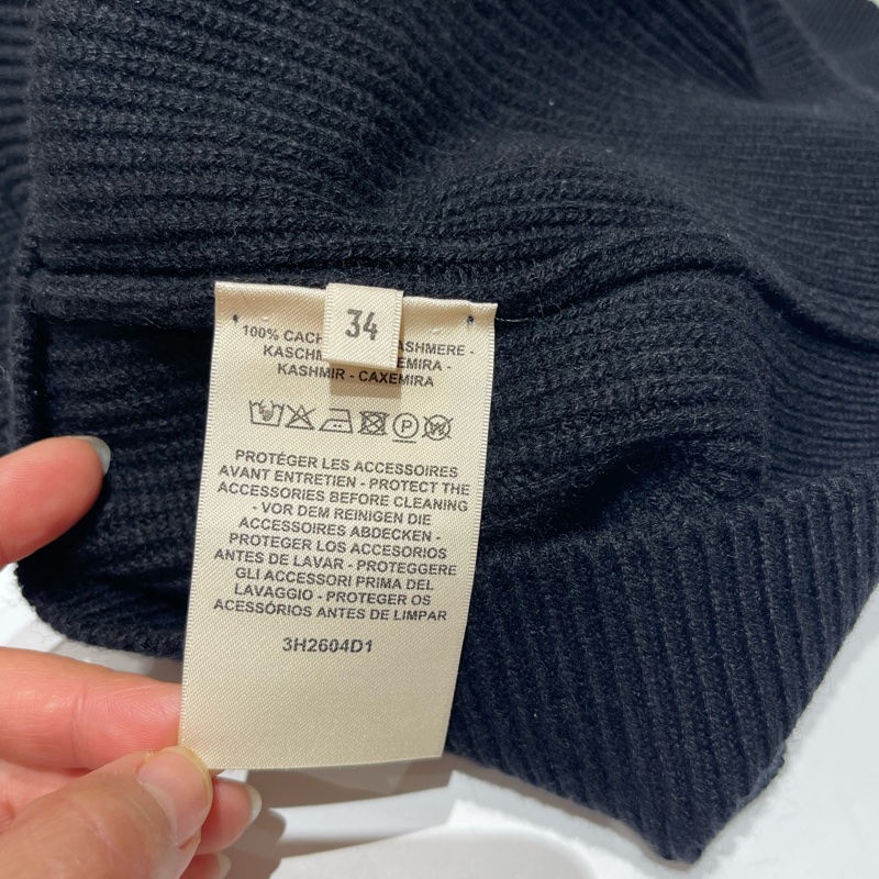 閒置新 愛馬仕Hermes黑色羊絨針織背心 尺碼34-4