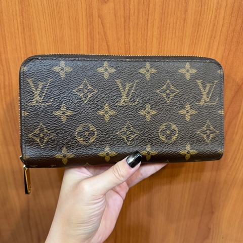 LV 老花拉鍊長夾 晶片款