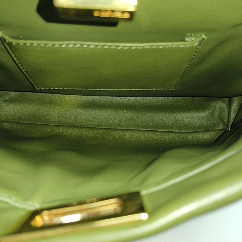 FENDI Peekaboo迷你綠色羊皮單肩包手提包斜挎包金色五金可拆卸肩帶-6