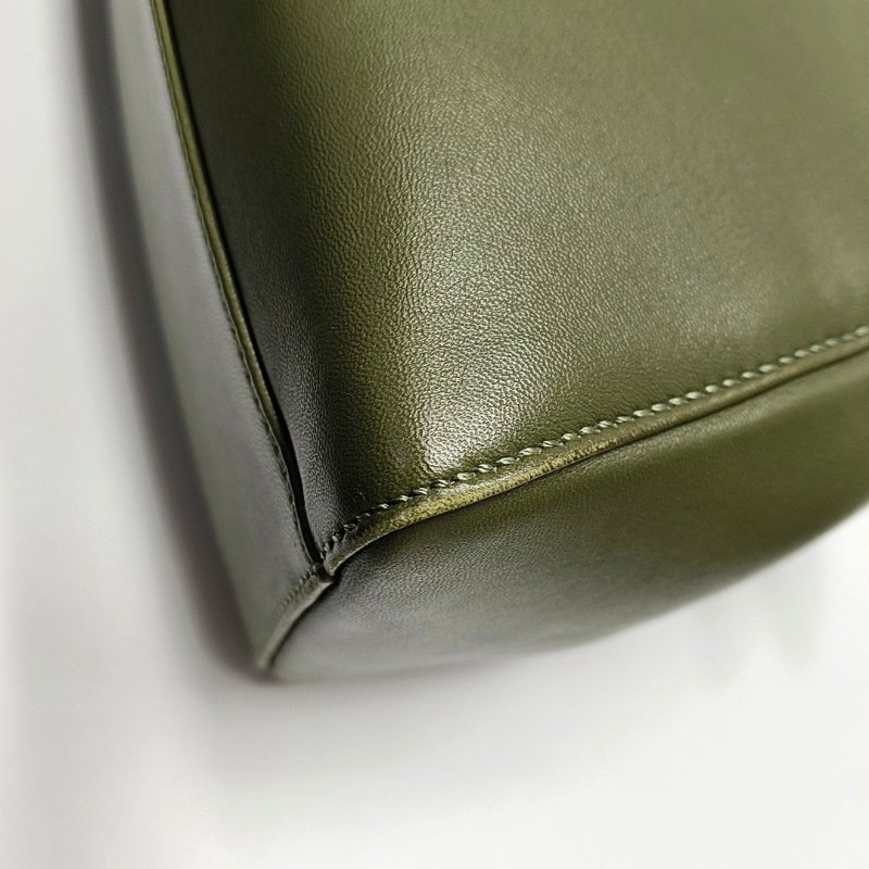 FENDI Peekaboo迷你綠色羊皮單肩包手提包斜挎包金色五金可拆卸肩帶-10