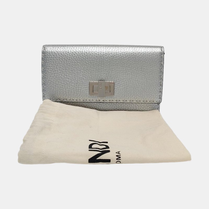 FENDI Peekaboo銀色牛皮錢包銀色五金 9.8新-7