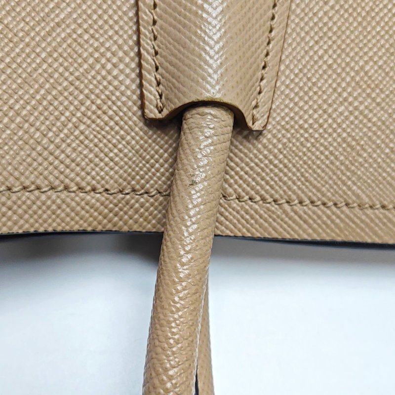 PRADA Double卡其色牛皮徽標十字紋單肩包手提包斜挎包金色五金可拆卸肩帶-9