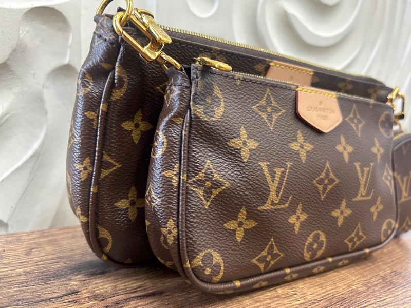 LV 原花五合一粉背帶麻將包-1