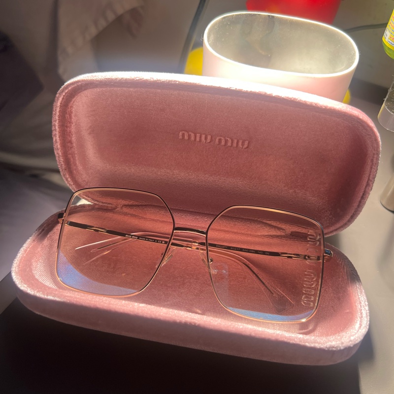 miumiu方框墨鏡-0