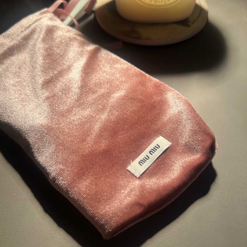 miumiu方框墨鏡-3