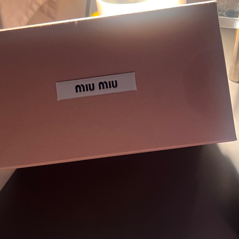 miumiu方框墨鏡-15