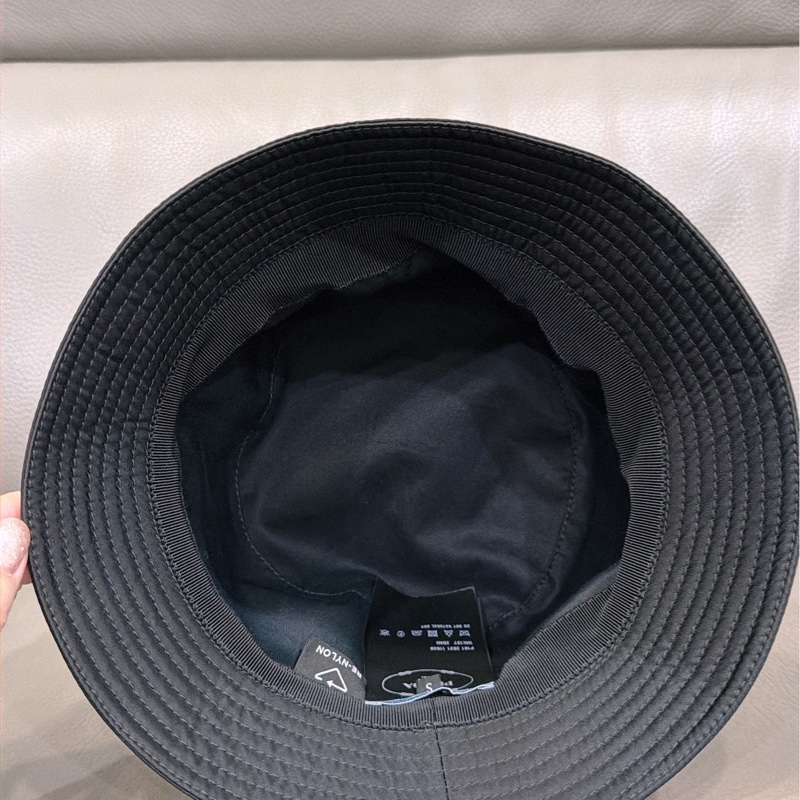 Prada漁夫帽 s-7