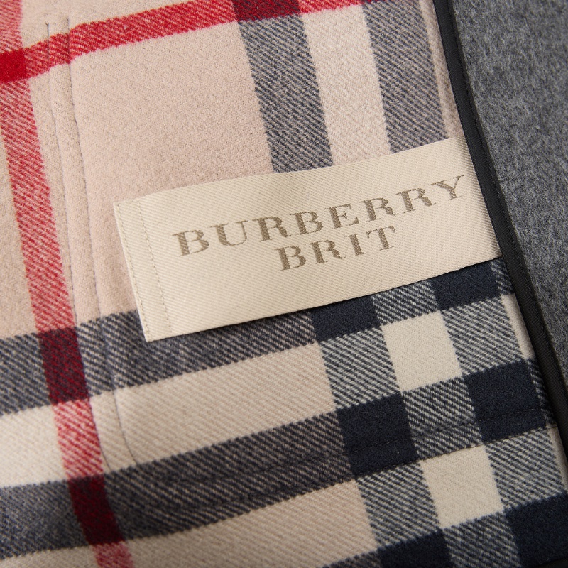 ❤️BURBERRY 英倫風經典牛角釦外套-11