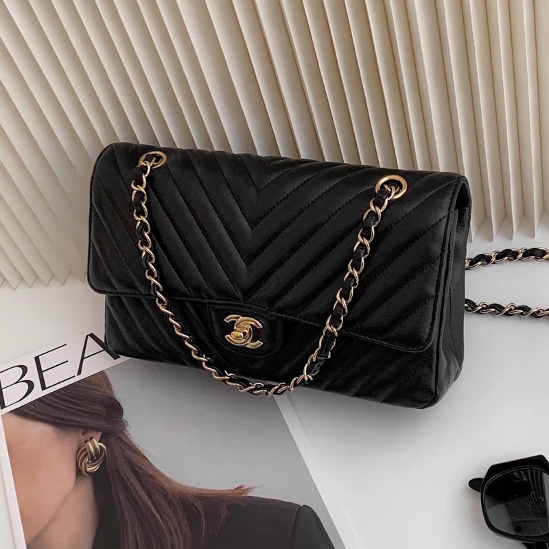 Chanel • 經典Cf 25 黑金山形紋羊皮口蓋包 中號-1