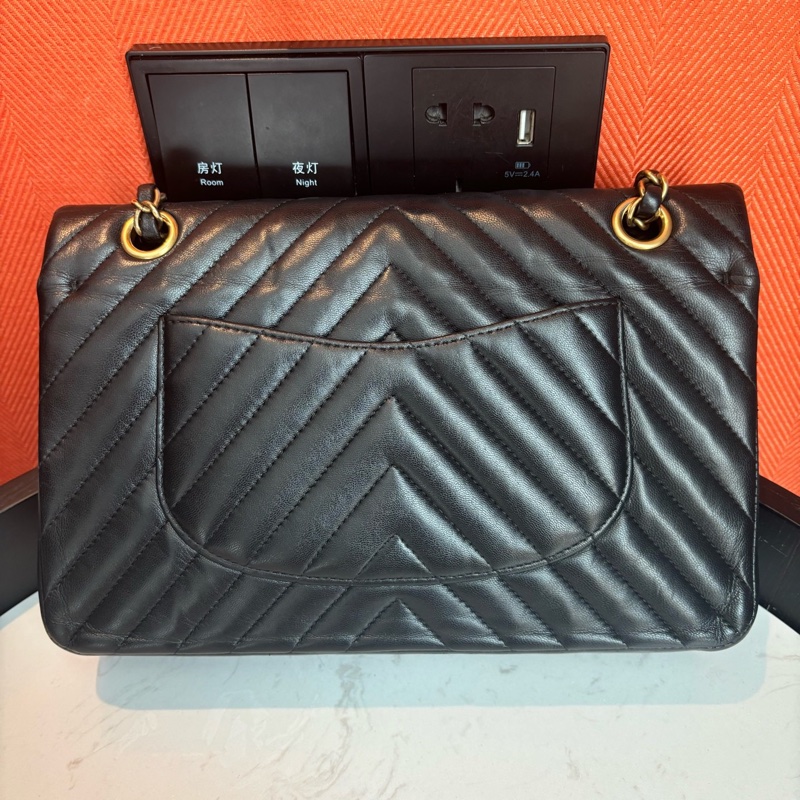 Chanel • 經典Cf 25 黑金山形紋羊皮口蓋包 中號-7