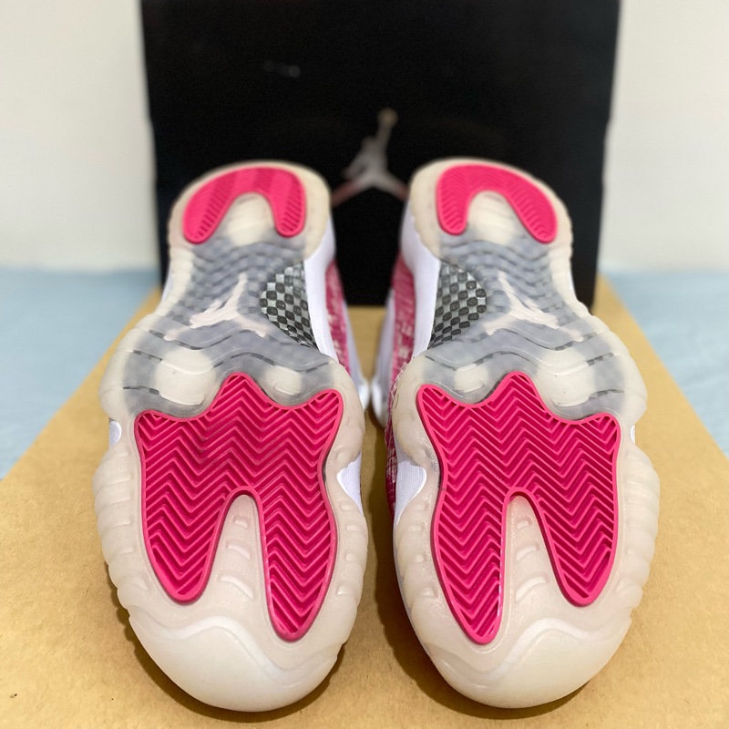 NIKE WMNS AIR JORDAN 11 RETRO LOW 女 運動鞋 尺寸US 6.5/CM 23.5 粉紅/白色 全新 正品 現貨-4