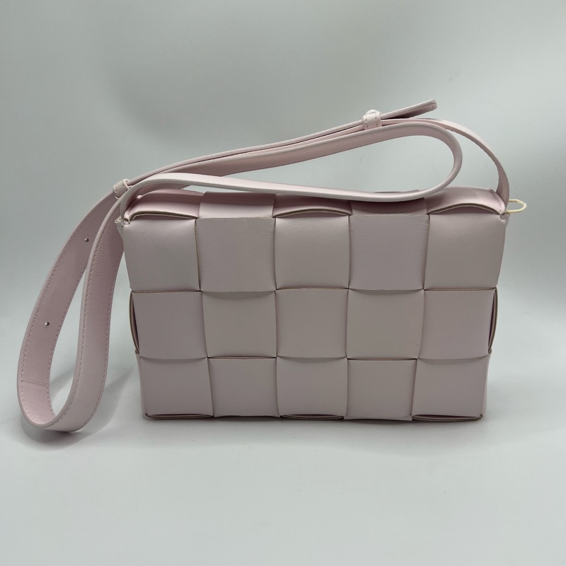 Bottega Veneta葆蝶家 时尚格子编织 羊皮革 豆腐包手拿单肩斜挎包 女款 粉色-0