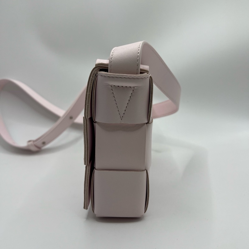 Bottega Veneta葆蝶家 时尚格子编织 羊皮革 豆腐包手拿单肩斜挎包 女款 粉色-3