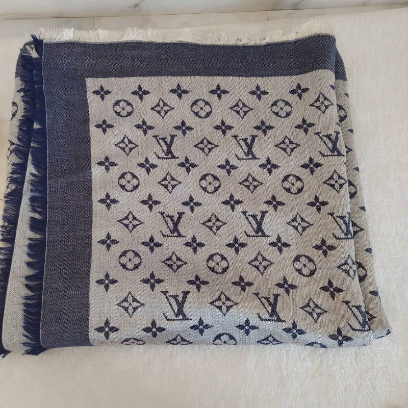 LV M71376 Monogram Denim 披肩/滿版老花/羊毛絲綢披肩/圍巾~二手-24